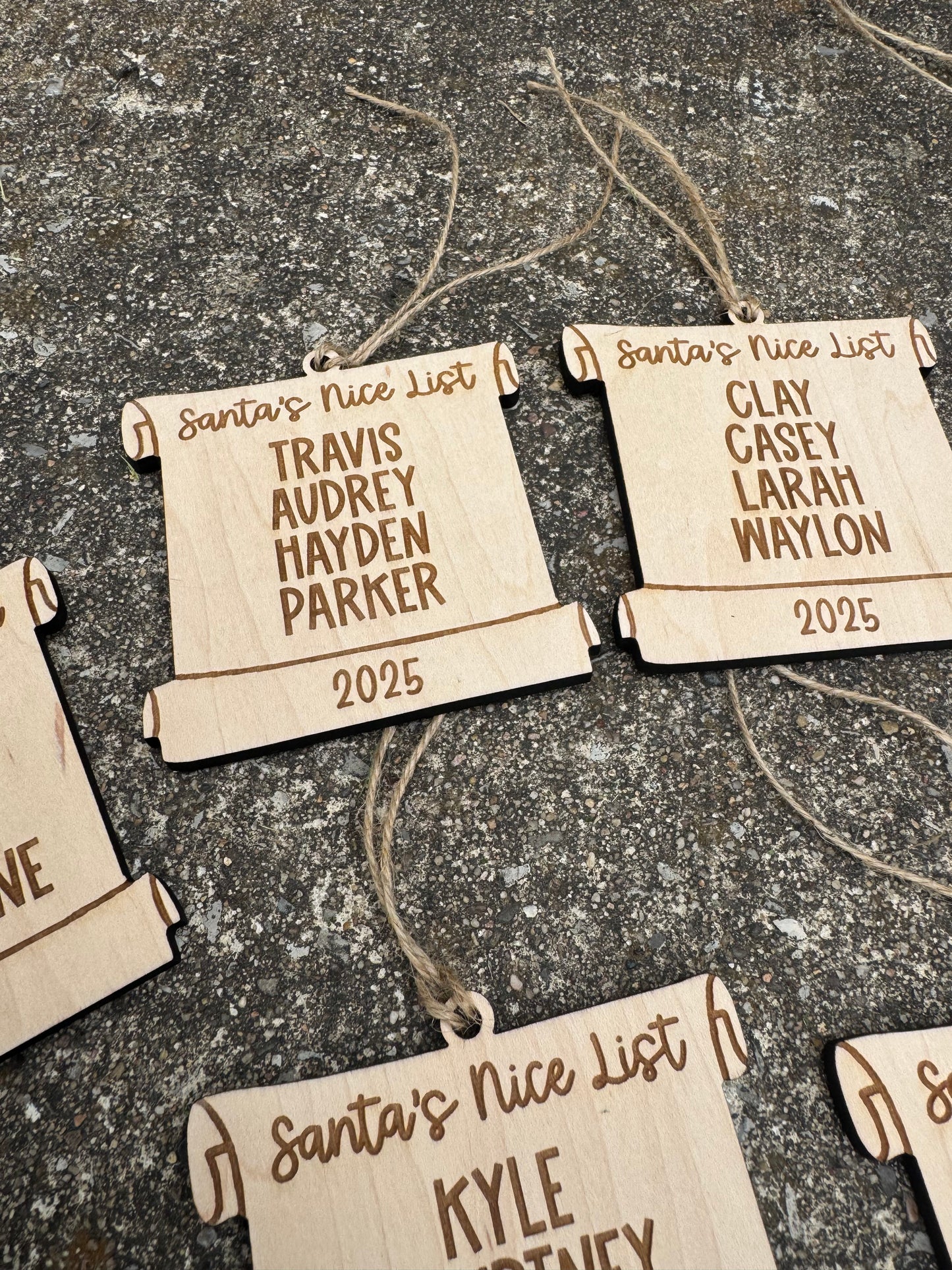 Santa’s scroll ornament