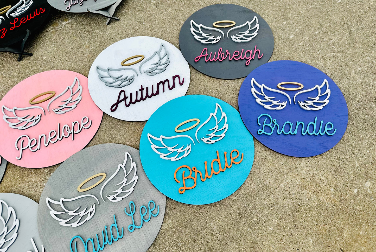 Angel wing 12β memorial round