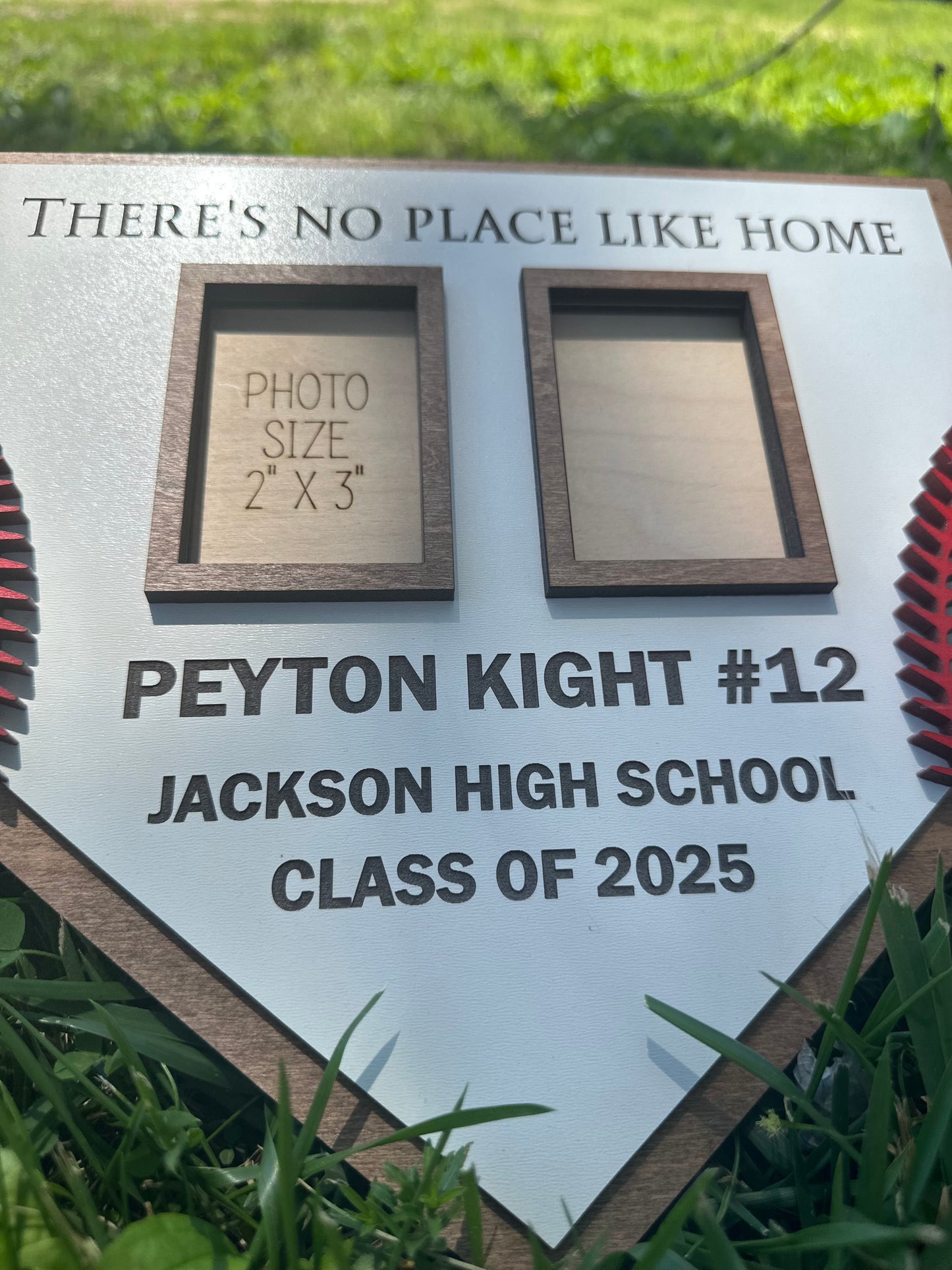 Baseball/softball photo frame plaque
