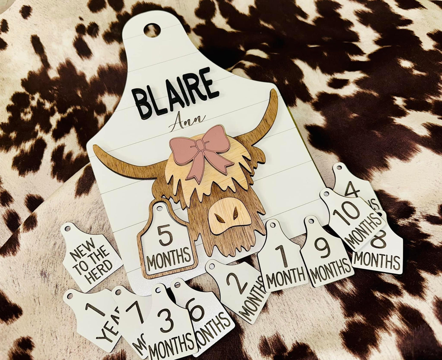 Highland cow interchangeable milestone