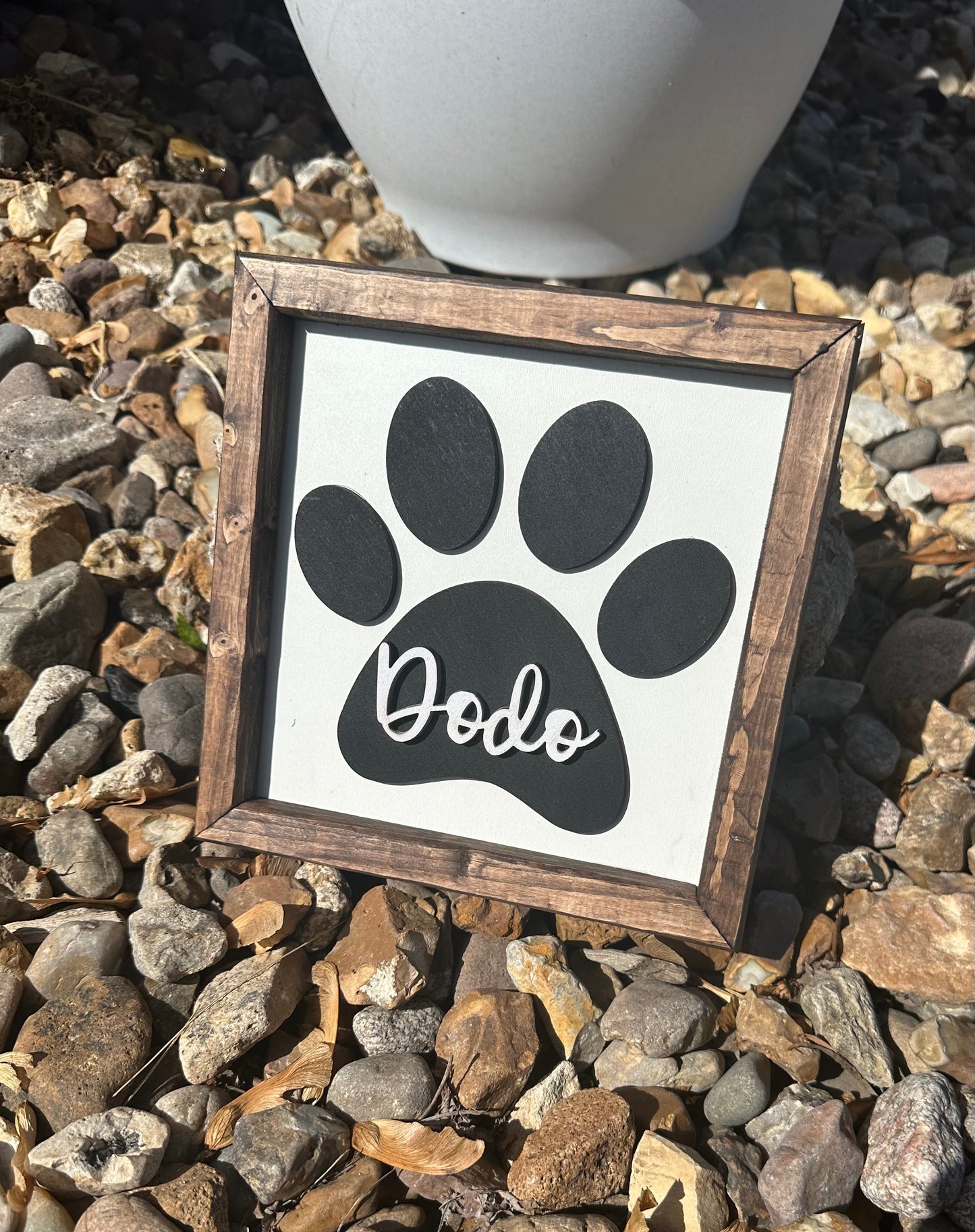 Dog paw print plaques 🐾