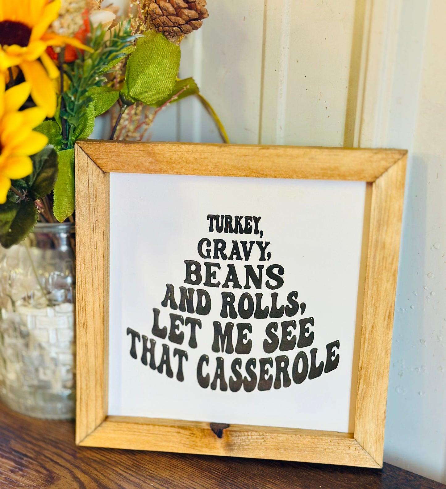 Turkey, gravy, beans and rolls plaque