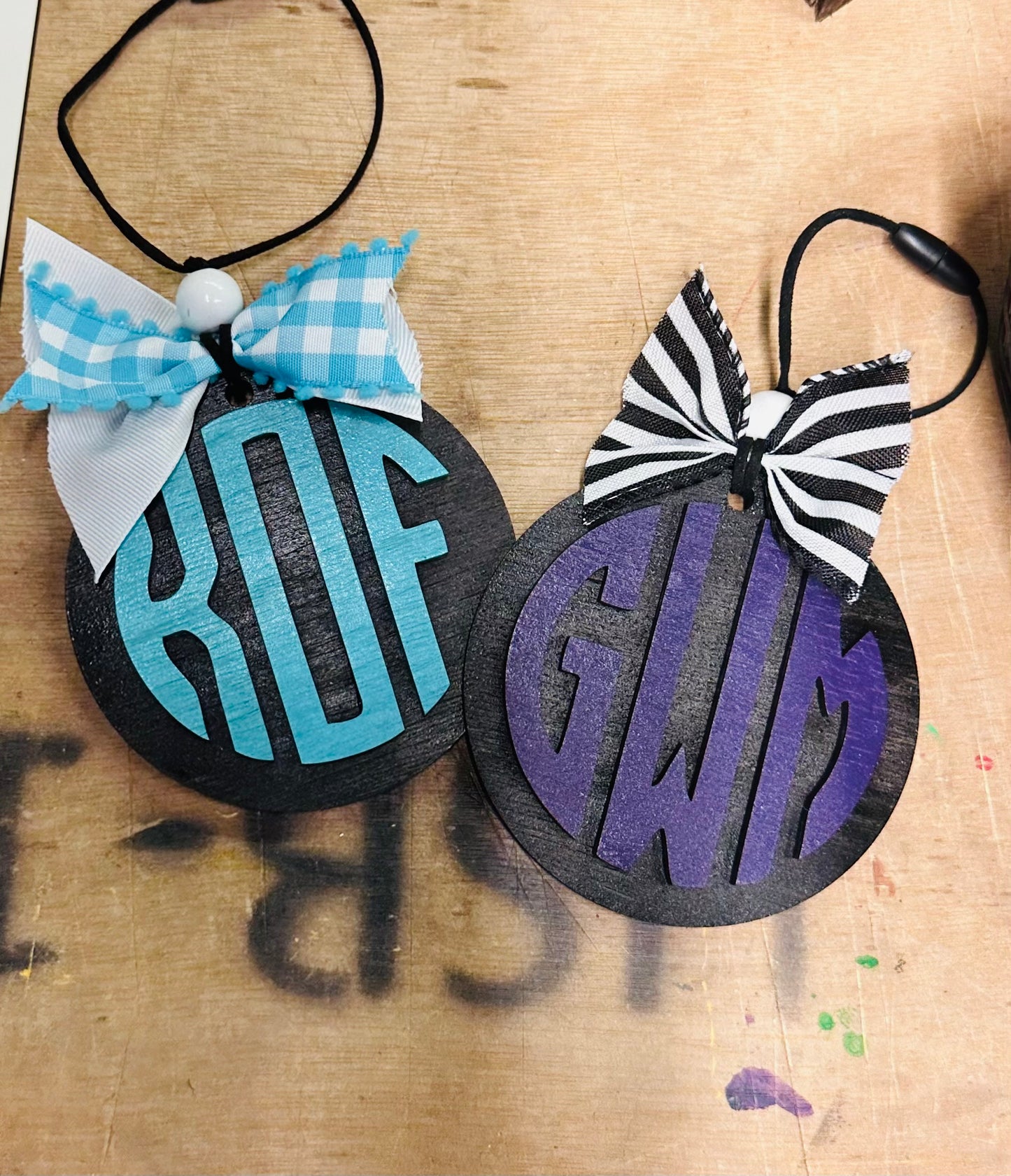 Round monogram car charms