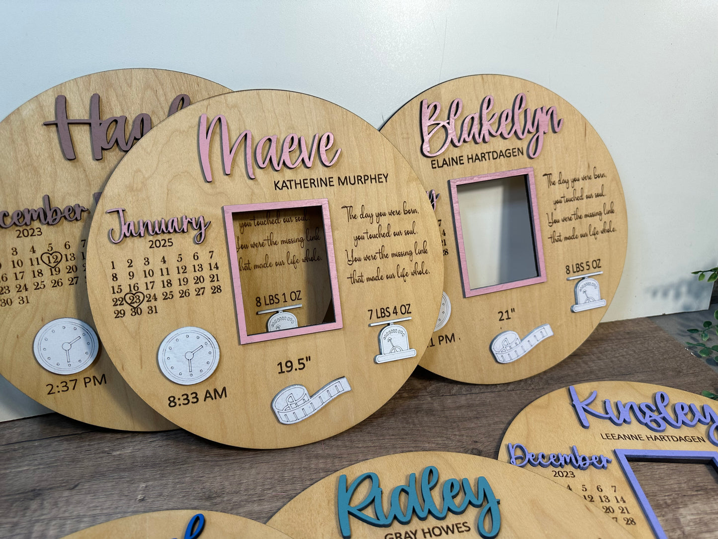 Round 10” birth stats photo frame