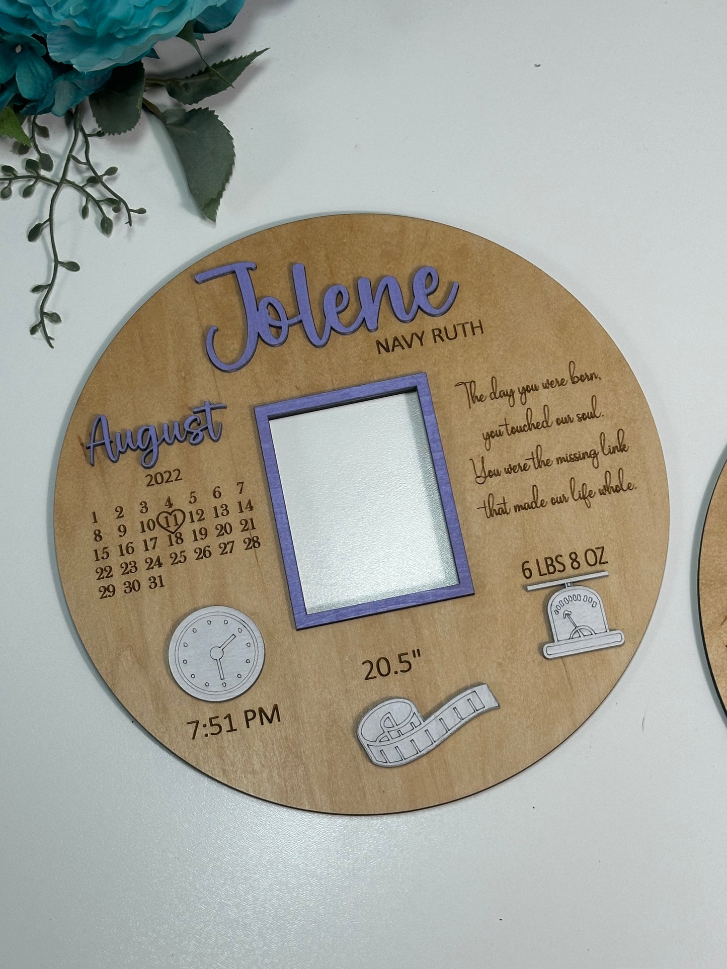 Round 10” birth stats photo frame