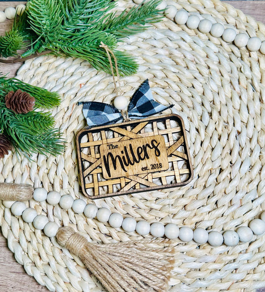 Personalized tobacco basket ornament