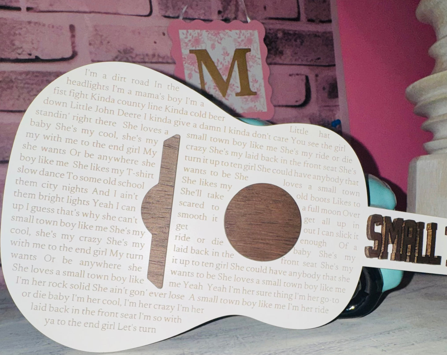 Guitar lyric plaques