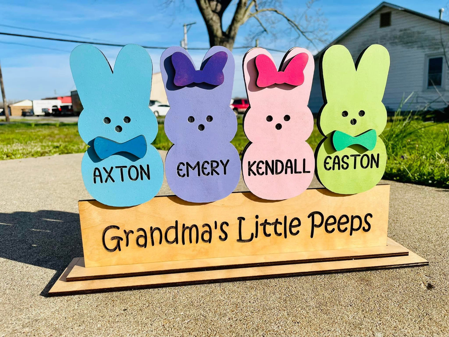 Little peeps shelf sitter