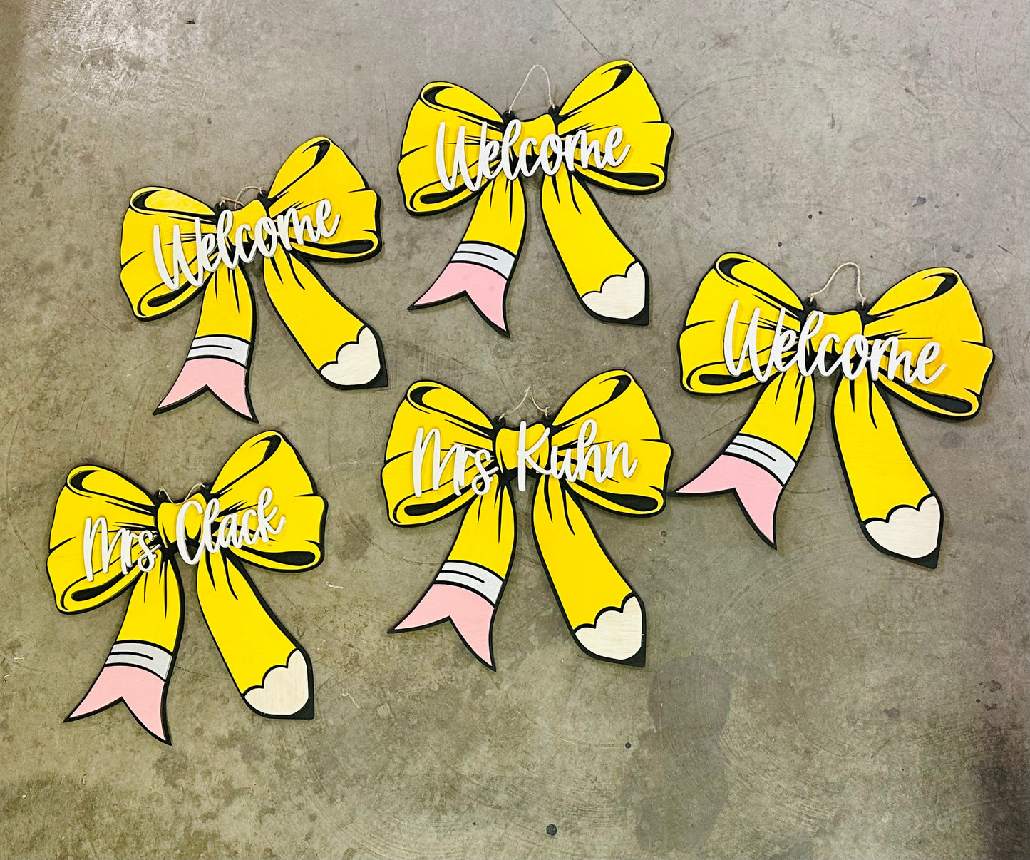 Pencil bow door hanger