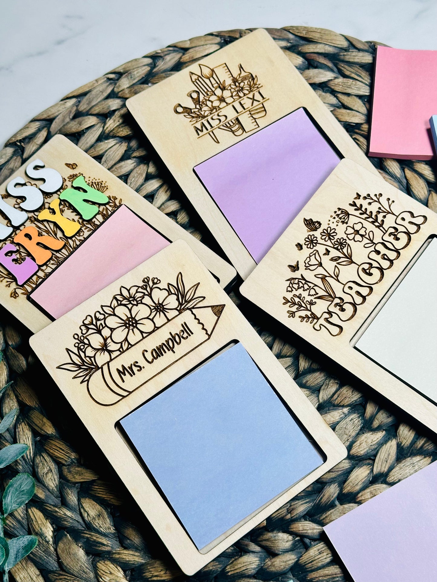 Floral post it note holders