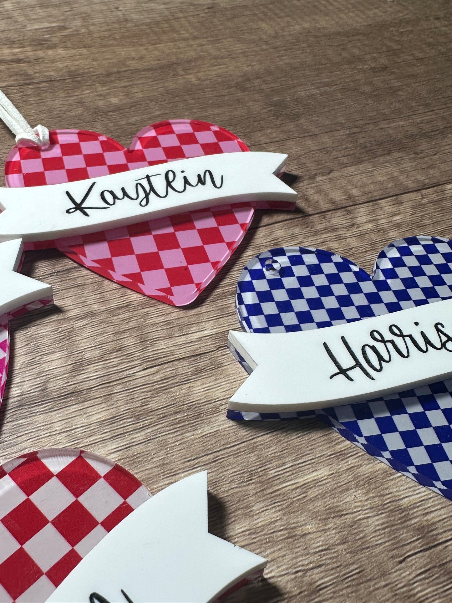 Checkered acrylic heart tag