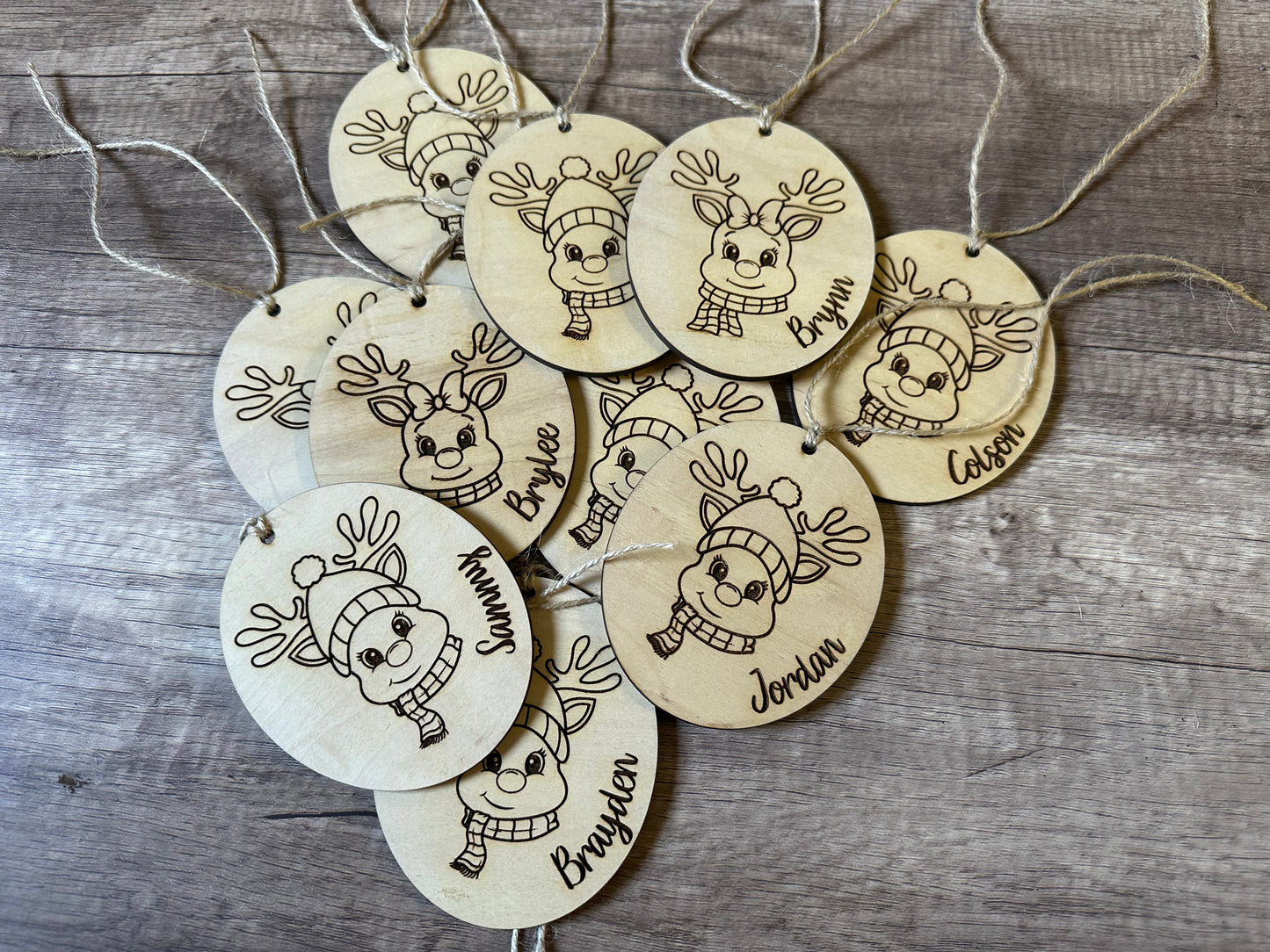 DIY reindeer ornament for kids