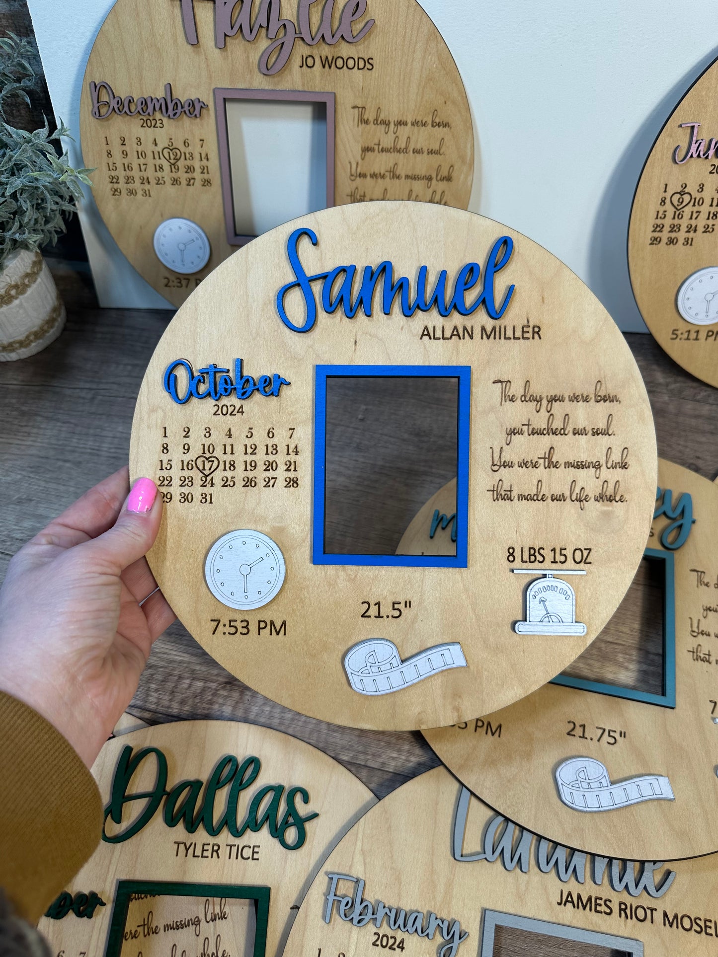 Round 10” birth stats photo frame