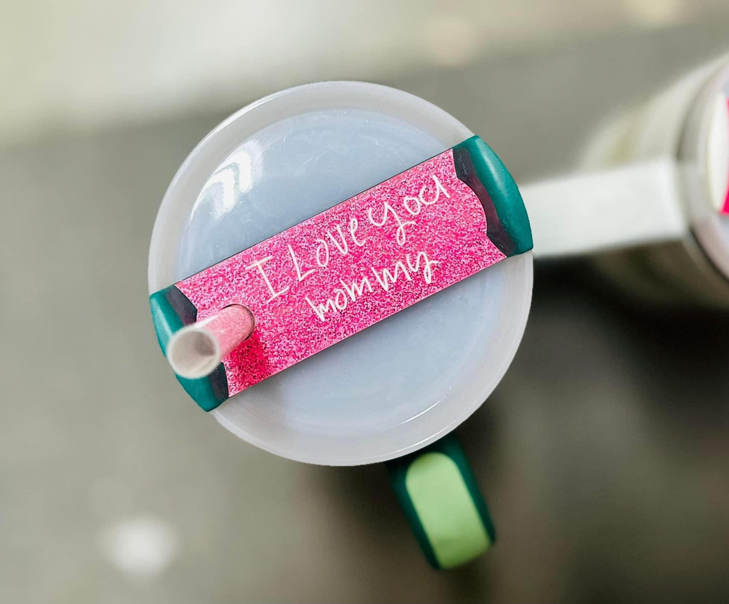 Handwritten note cup toppers for H2.0 quenchers