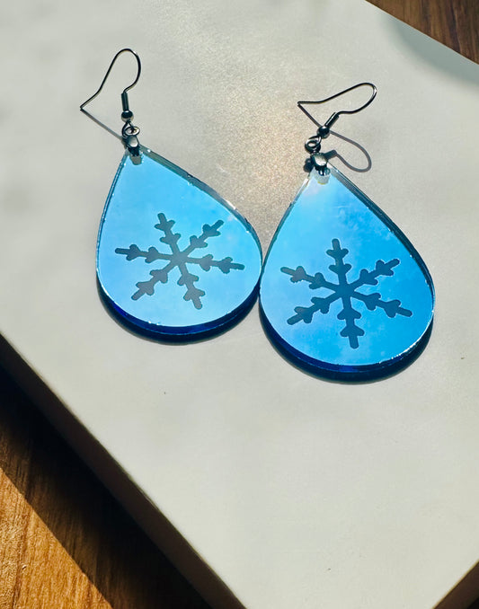 Mirror acrylic snowflake drop earrings