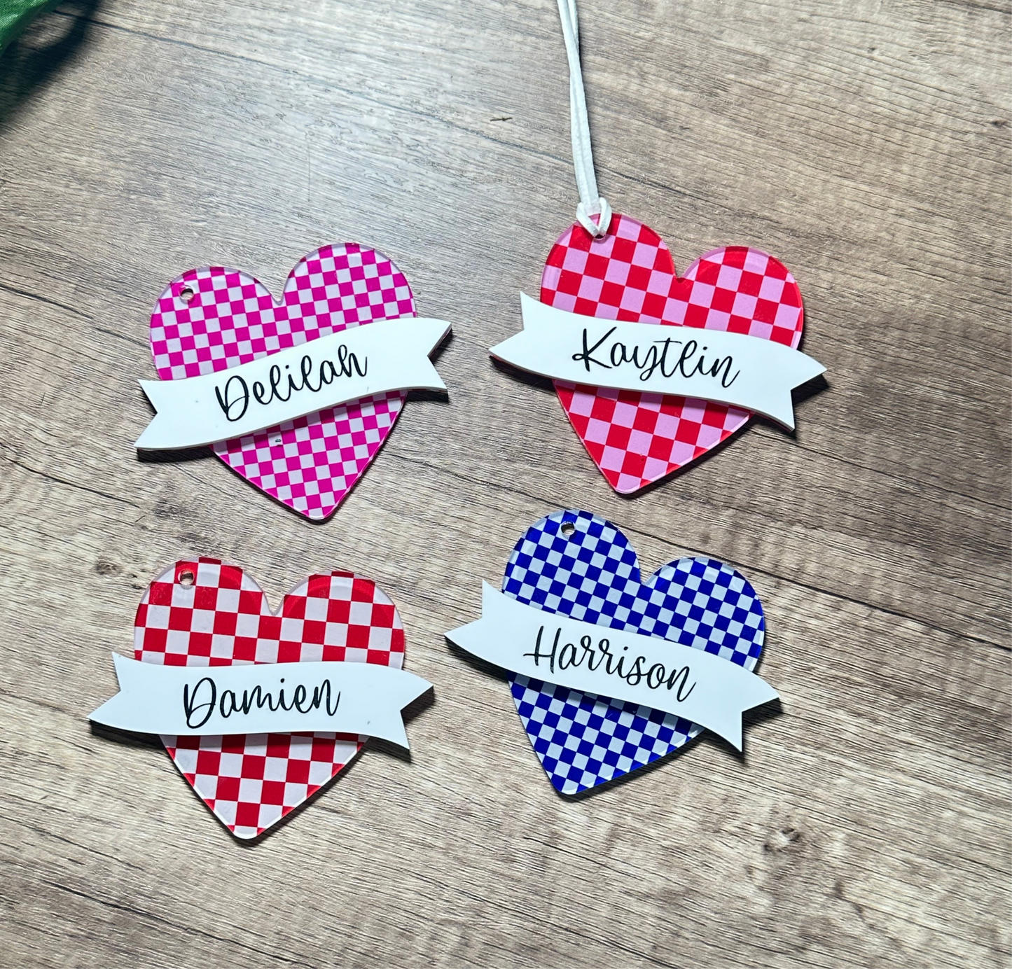 Checkered acrylic heart tag