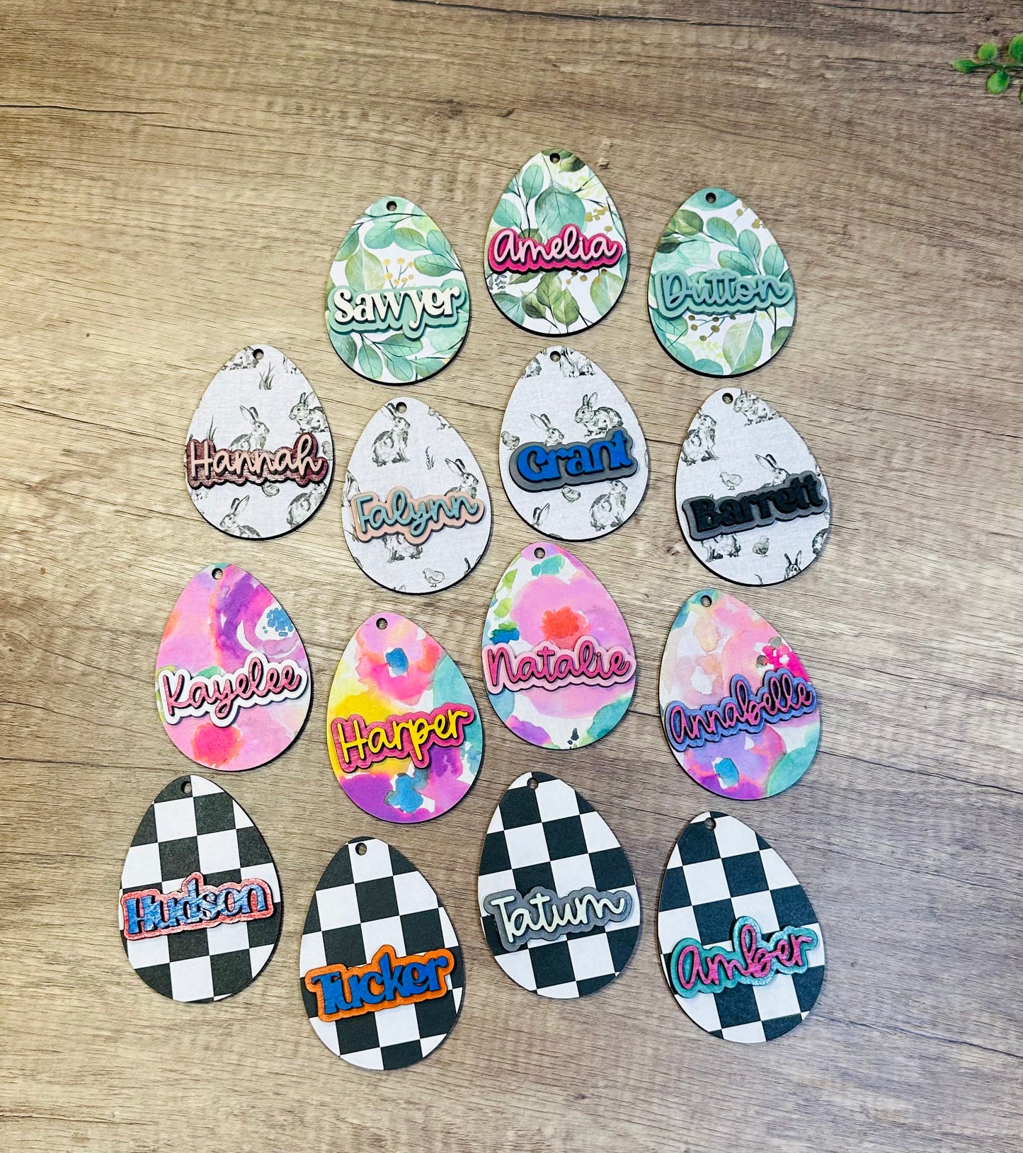Deco egg Easter basket tags