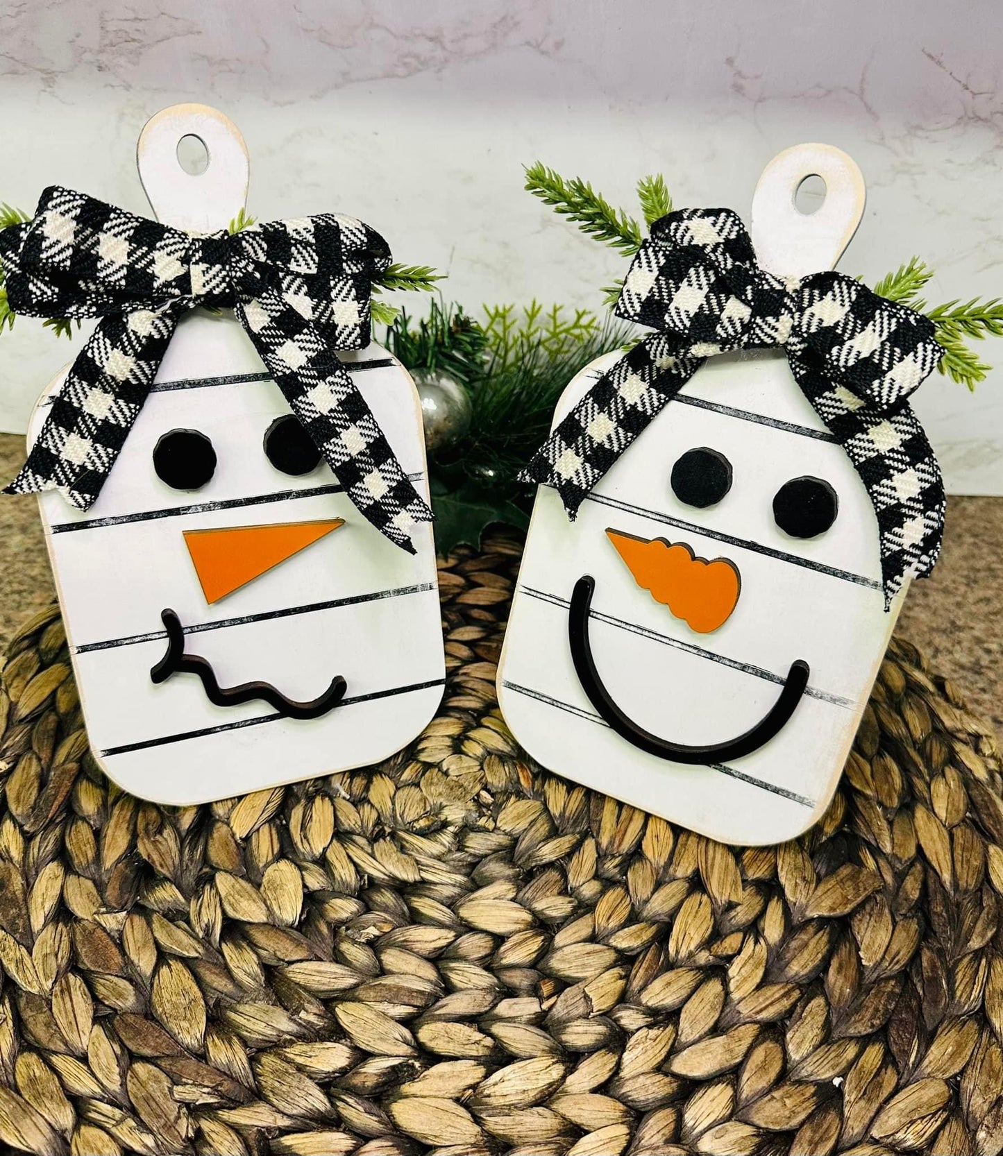 Paddle board snowmen decor ⛄️